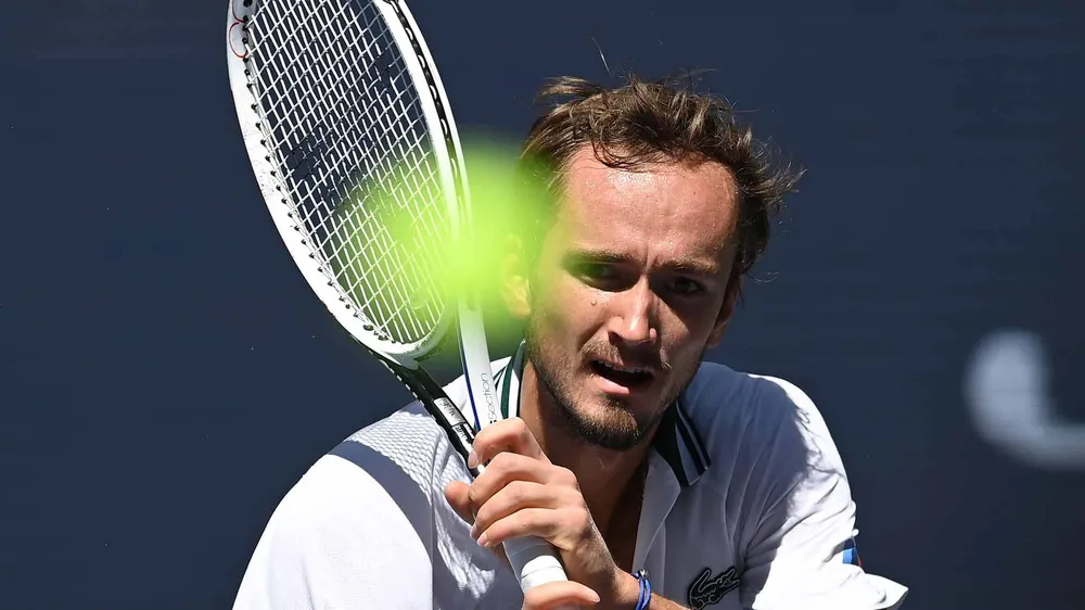 US Open: Gã trai 18 tuổi chấm dứt phiêu lưu, Daniil Medvedev đấu Felix Auger-Aliassime ở bán kết ảnh 2