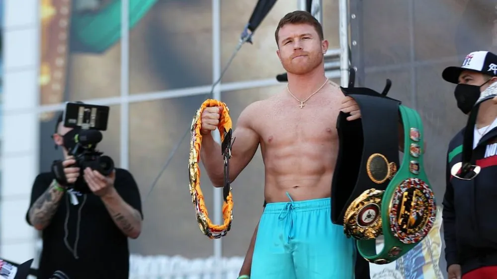 Canelo Alvarez vs Caleb Plant: Tháng 11 mới chính thức so quyền, nhưng đã kịp “triết chiêu” khiến Caleb rách mặt ảnh 1