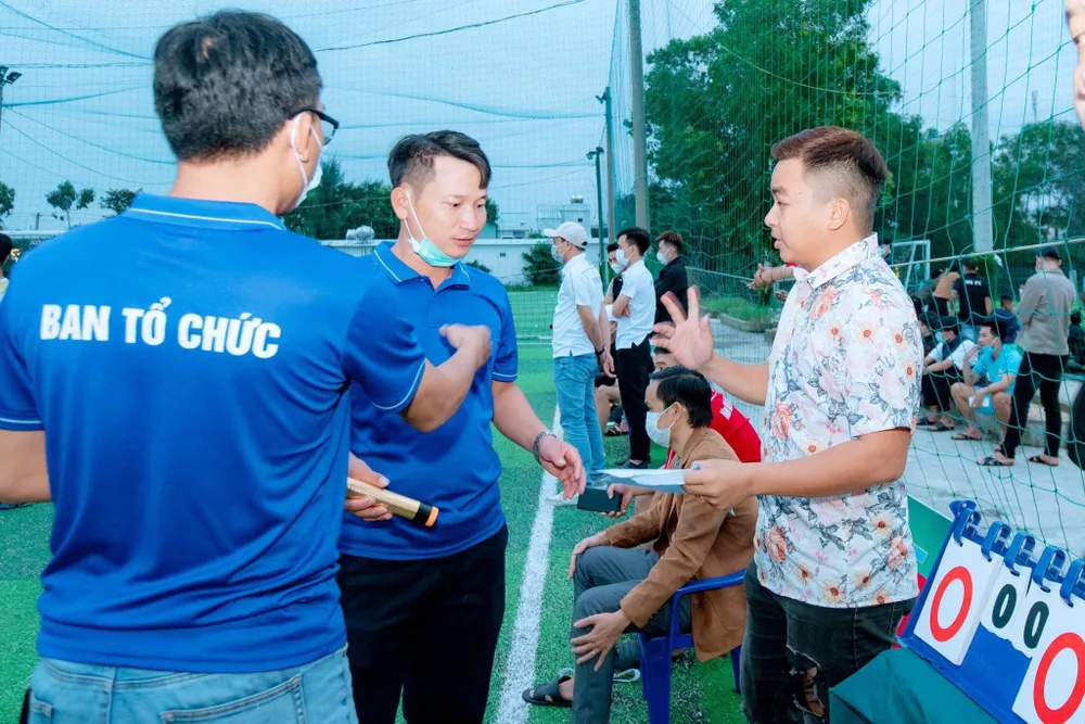 BLV phủi Lê Quân: Dốc sức tổ chức giải U19 hỗ trợ phong trào và đam mê tại quê nhà ảnh 4