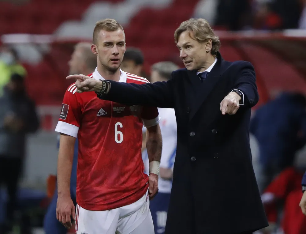 HLV trưởng tuyển Nga Valery Karpin: Tuyển Ba Lan từ chối đấu chúng tôi là hành động phi thể thao, nhưng… ảnh 1