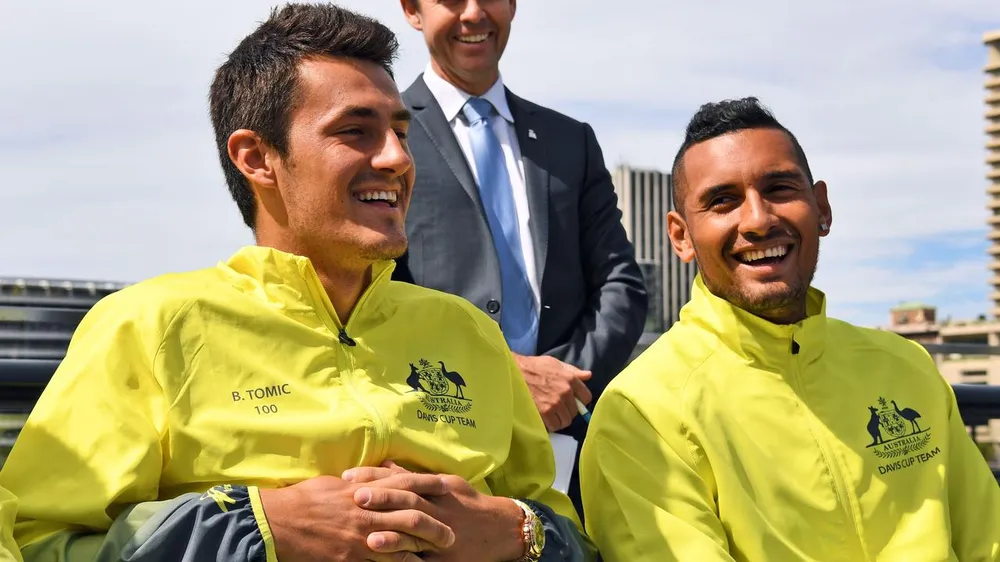“Trò chơi con nít” của Bernard Tomic và Nick Kyrgios: Chửi nhau trên MXH, thách đấu 1 triệu USD, có thể đấu cả… quyền Anh ảnh 1