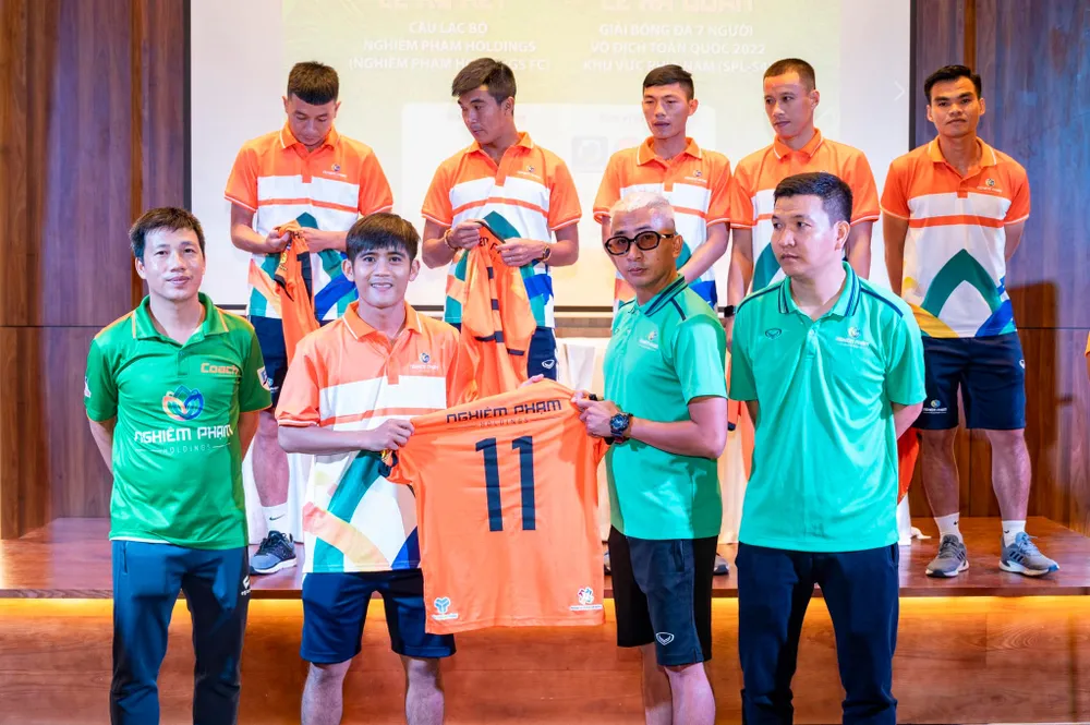 An Biên FC & Nghiêm Phạm Holdings ở SPL - S4: Hơi thở tươi tắn của chuyên nghiệp - chỉn chu - bài bản lan tỏa sân phủi ảnh 6