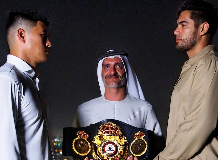 Dmitry Bivol và cuộc sống thay đổi sau khi hạ Canelo Alvareaz: Trở thành “Kẻ đánh bại Kẻ đó” và sống cuộc sống nổi tiếng ảnh 2