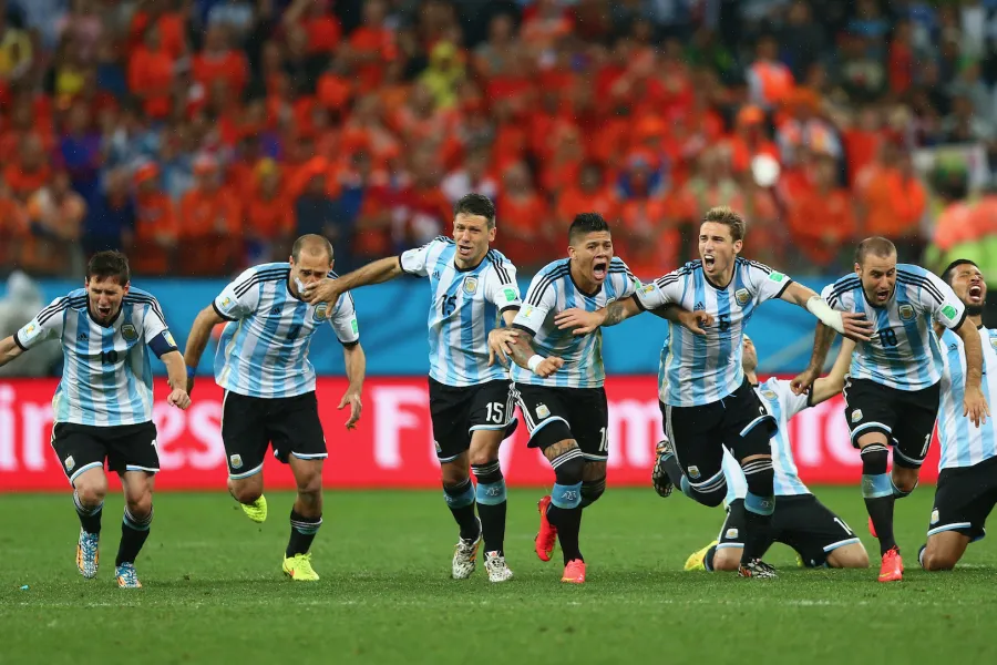 Argentina - Hà Lan: Những cuộc “đụng đầu” lịch sử với 2 trận đấu kinh điển ở CK World Cup 1978 và TK World Cup 1998 ảnh 4