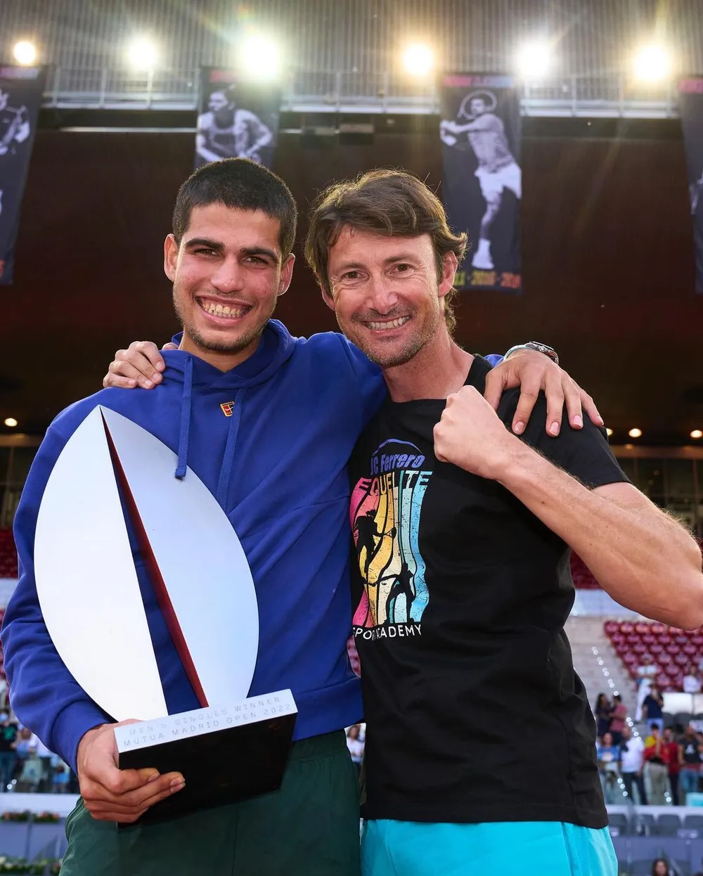 Juan Carlos Ferrero là HLV Xuất sắc nhất năm của ATP Awards: “King” Carlos Alcaraz tận sức khen ngợi “Sư phụ” của mình ảnh 1