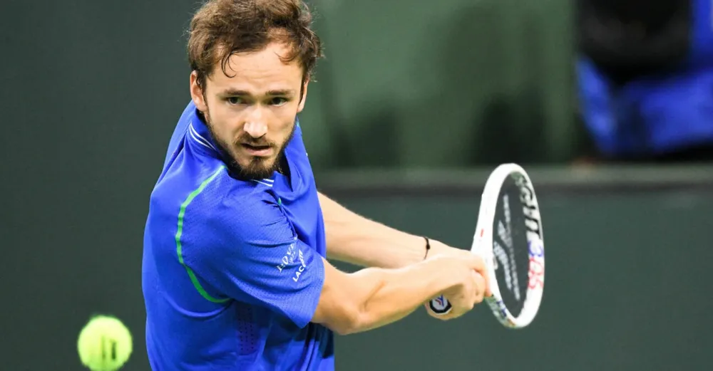 Medvedev vẫn giữ phong độ ấn tượng