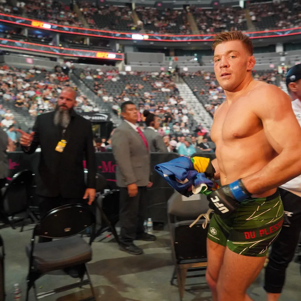 Du Plessis đã động chạm đến nhiều võ sĩ gốc châu Phi ở UFC