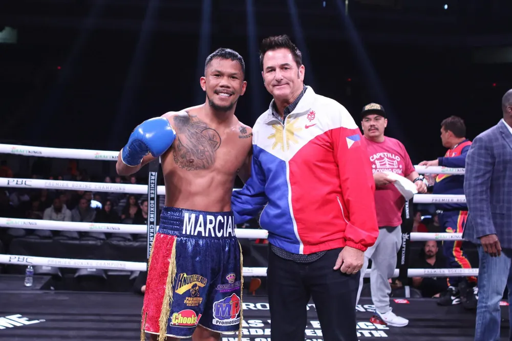 Marcial không chỉ đại diện cho bản thân, anh còn đại diện cho gia đình và đất nước Marcial không chỉ đại diện cho bản thân, anh còn đại diện cho gia đình và đất nước