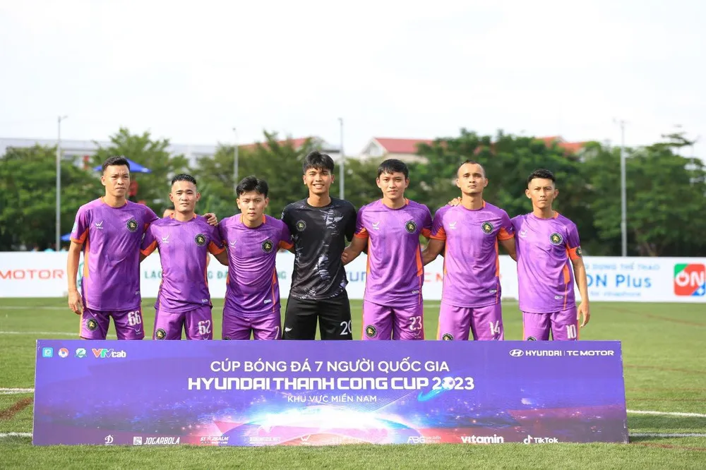 Đội hình xuất phát của CCC