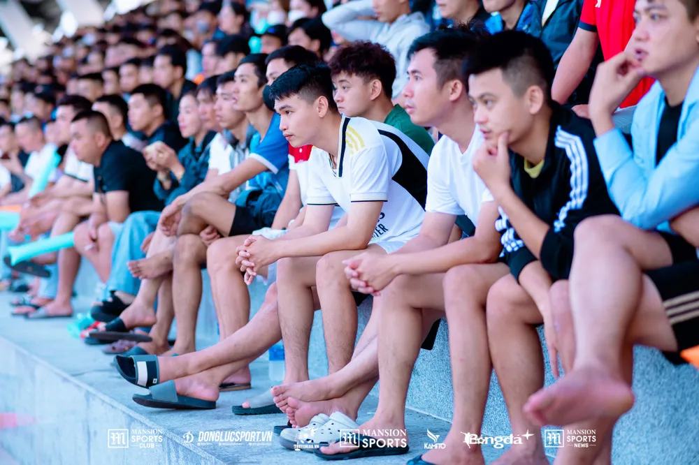 Bế mạc - Khán giả 03.jpg