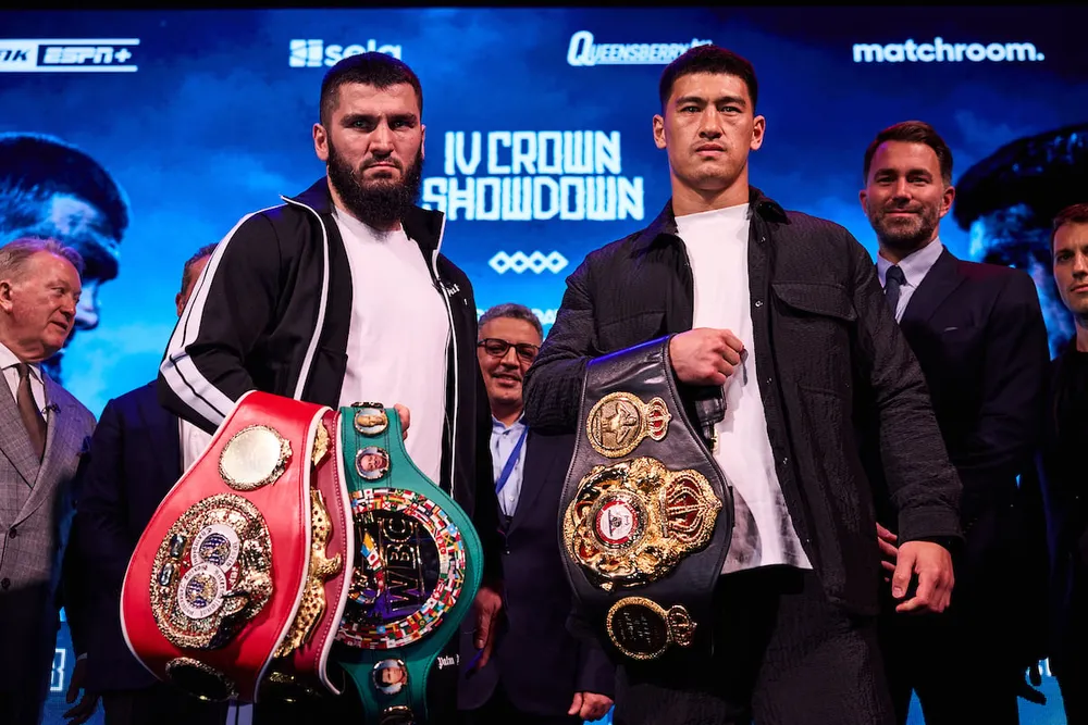 Beterbiev vs Bivol 04.jpg