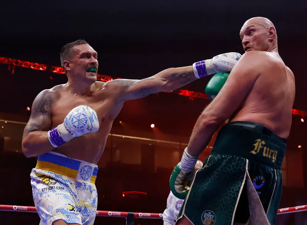 Usyk thắng Fury 03.jpg