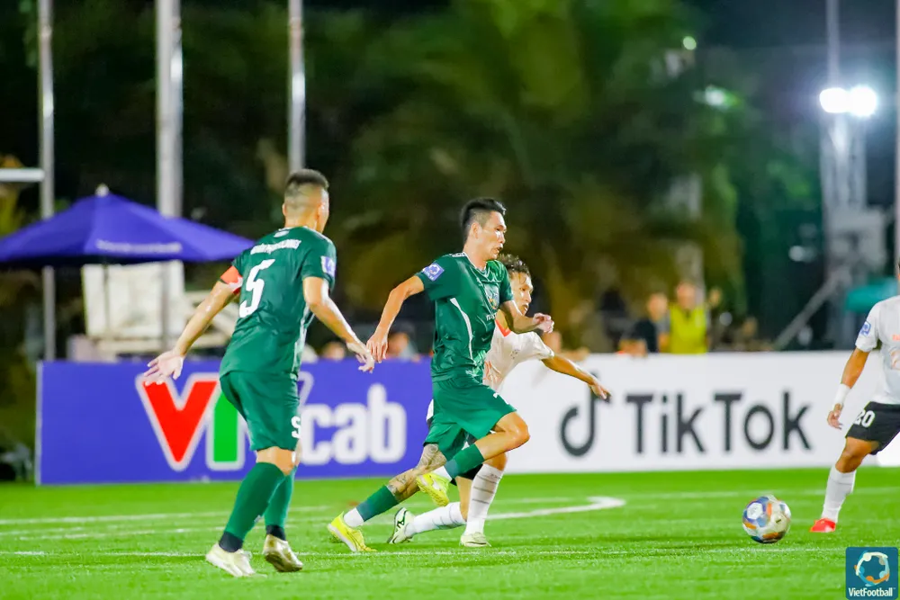 Nghiêm Phạm & điện Bách Khoa NT-145.jpg