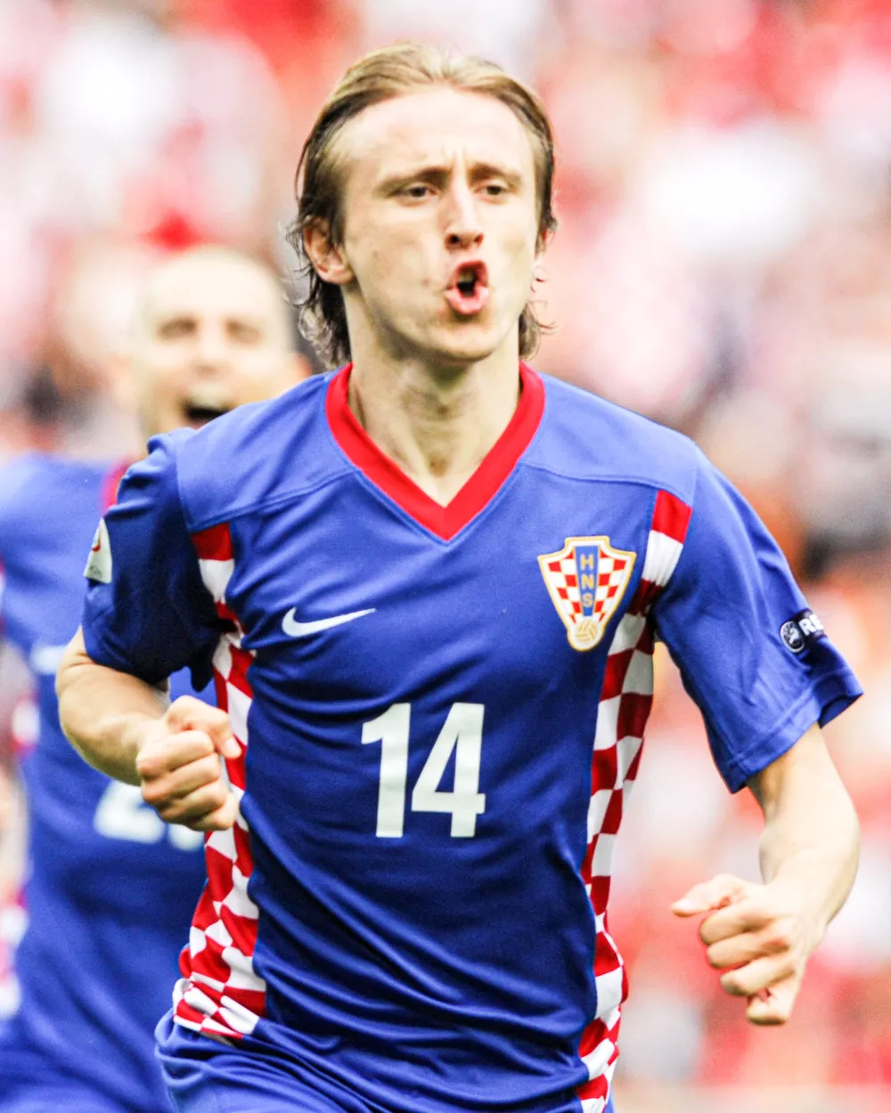 Luka 16 năm trước 01.jpg