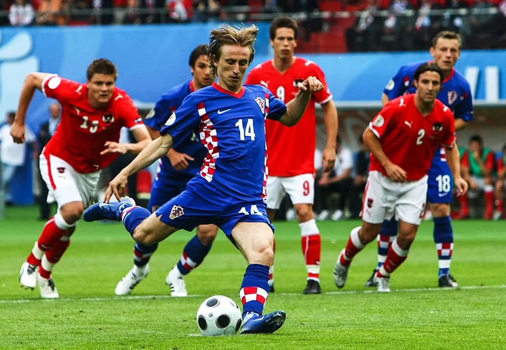 Luka 16 năm trước.jpg