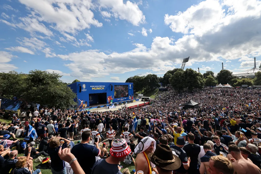 CĐV Scotland 01a.jpg