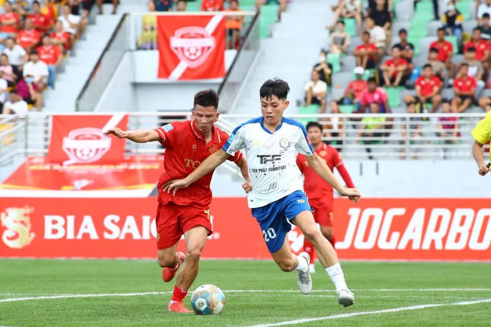 An Biên vs Bảy Núi 02.jpg