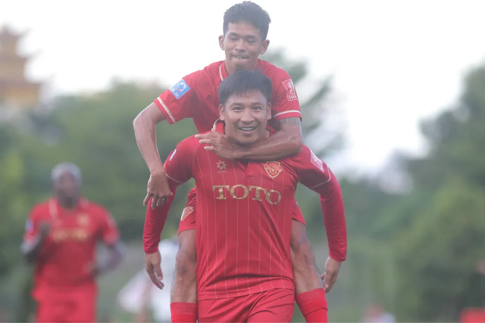 An Biên vs Bảy Núi 05.jpg