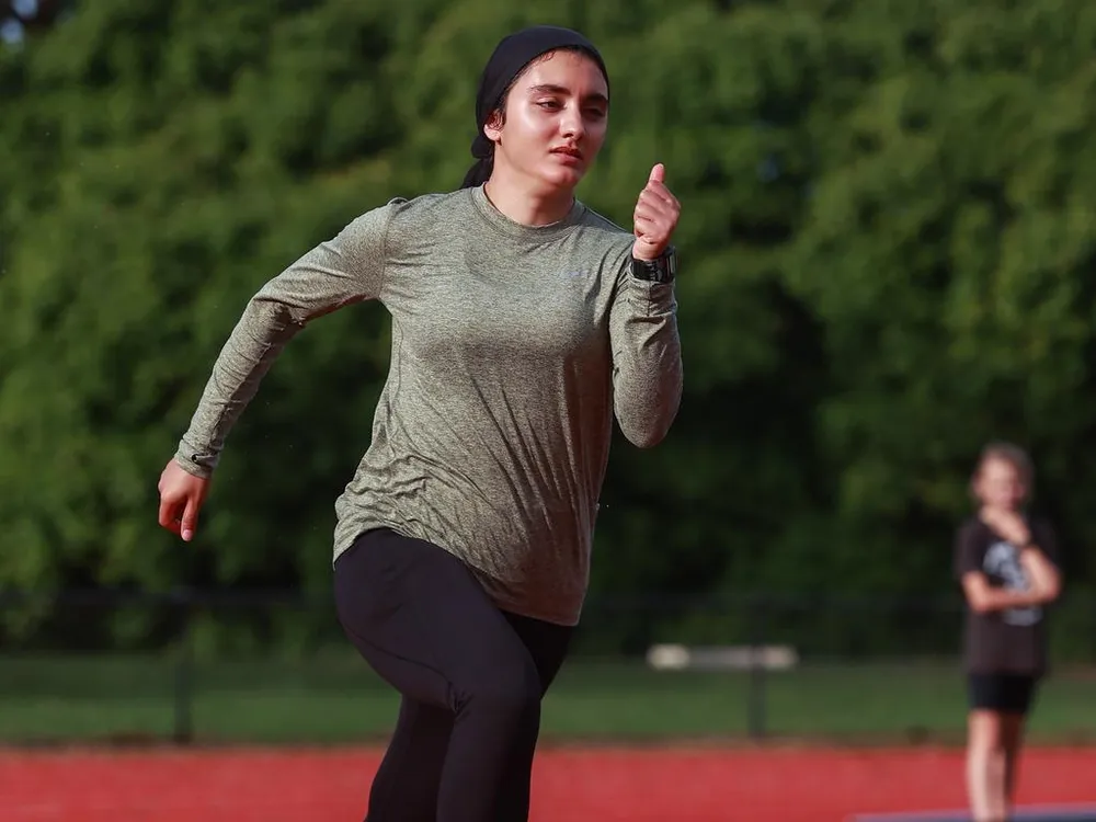 Kimia Yousofi 05.jpg