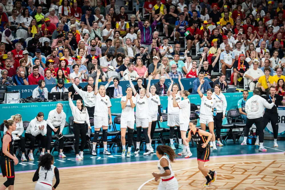 Tuyển bóng rổ nữ Đức 01.jpg