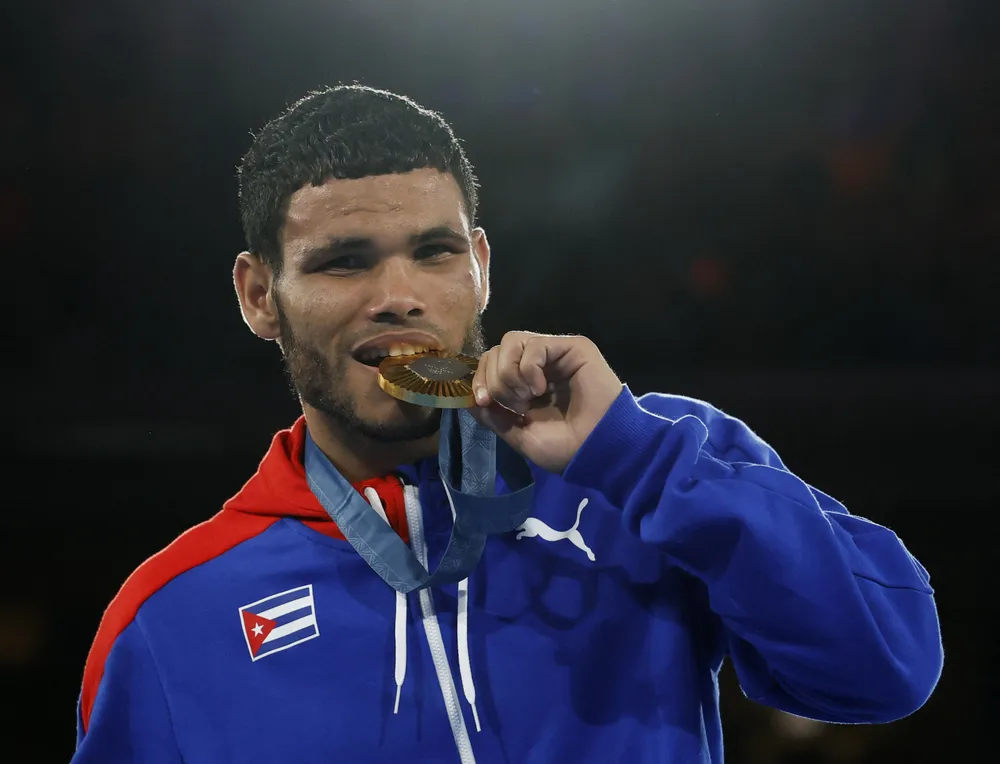 Erislandy Álvarez.jpg