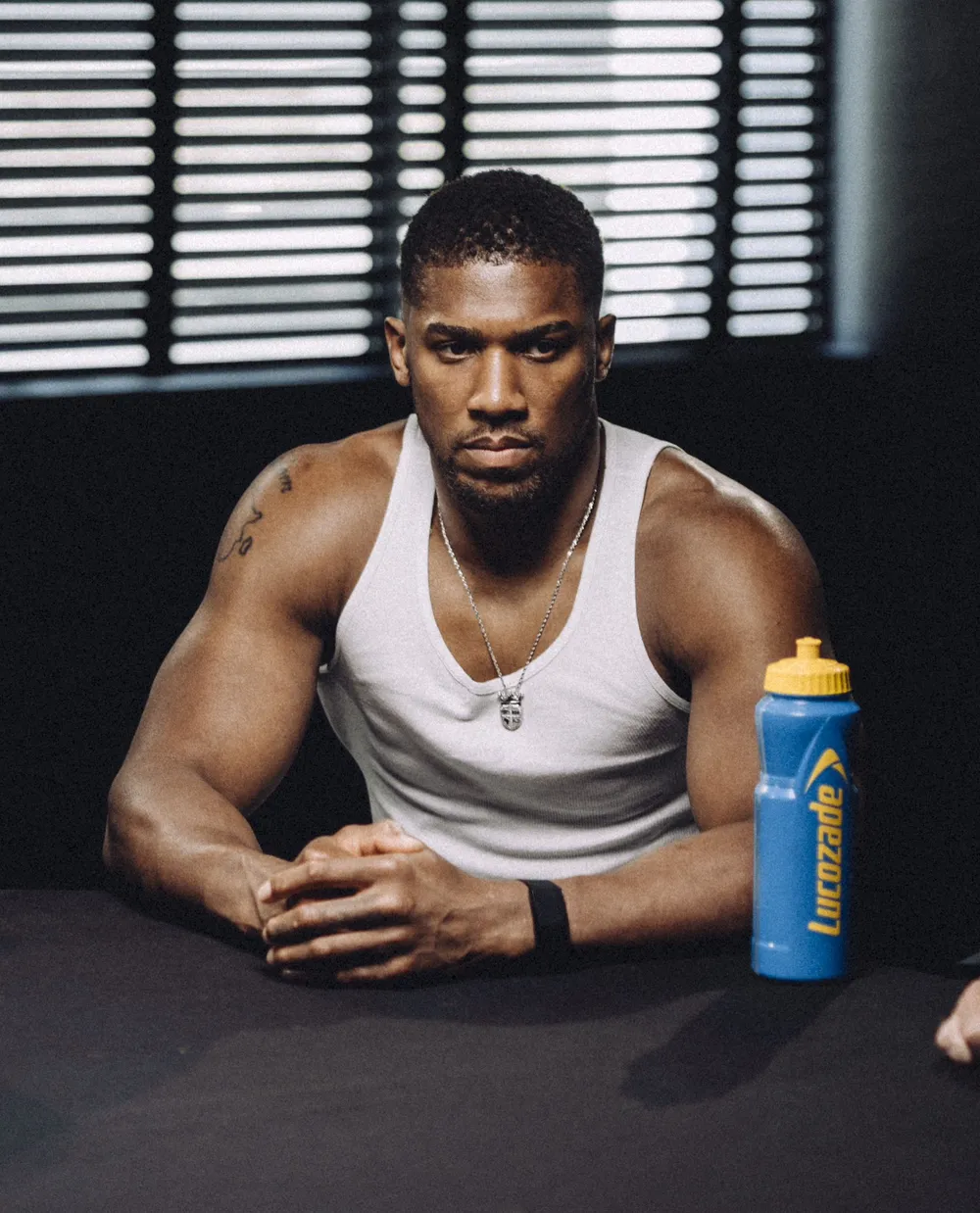 AJ vs Triple D 01.jpg