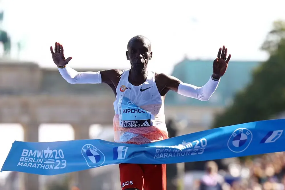 Kipchoge là tượng đài chạy đường trường thế giới