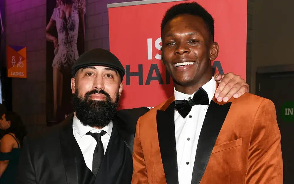 HLV Bareman và Adesanya