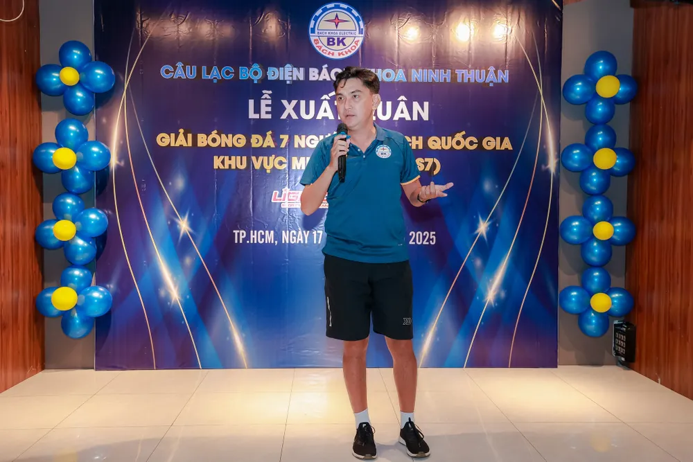 HLV Nguyễn Tuấn Phong trong buổi Lễ xuất quân của Điện Bách Khoa Ninh Thuận