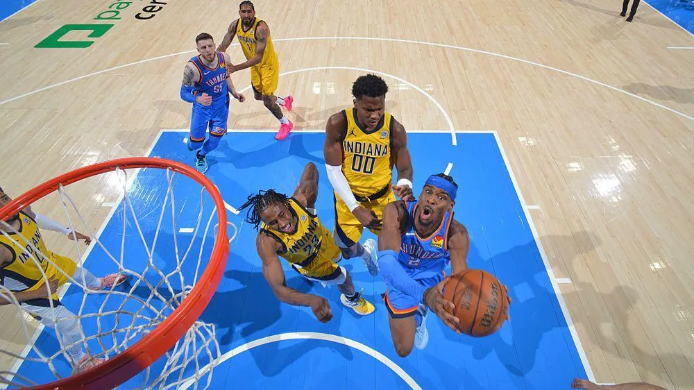 Gilgeous-Alexander thi đấu xuất sắc giúp Thunder gỡ hòa