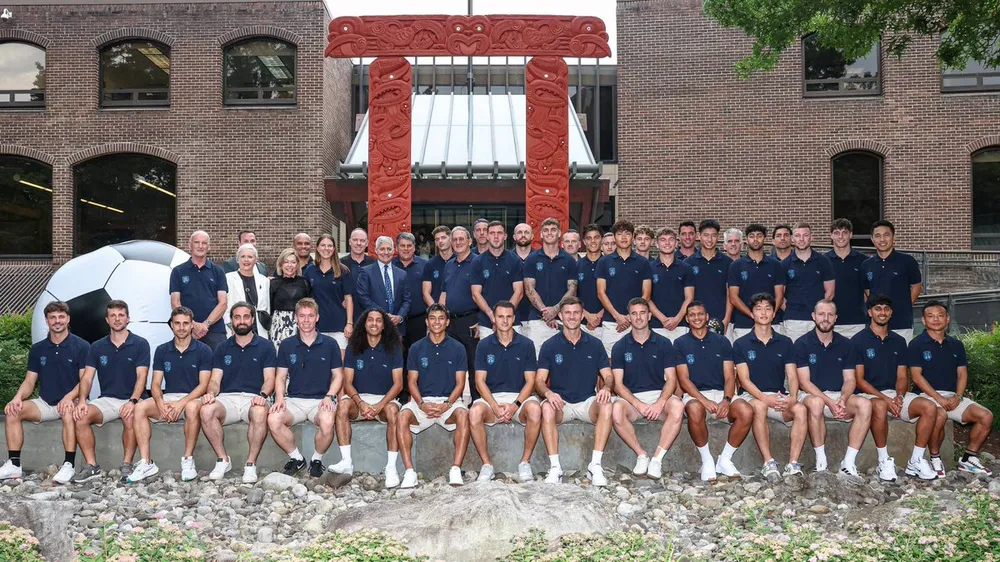 Auckland City - ĐSQ New Zealand.jpg