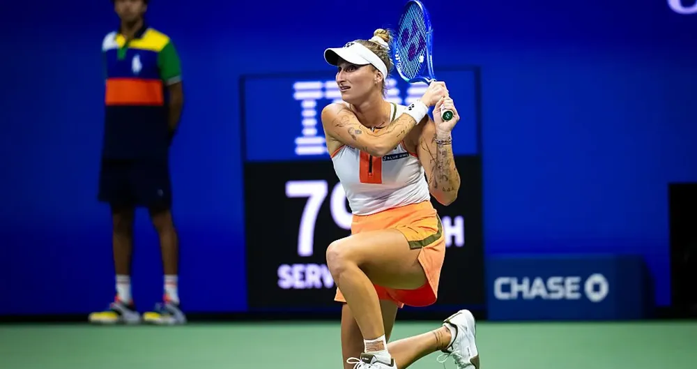 Vondrousova xuất sắc loại Rybakina