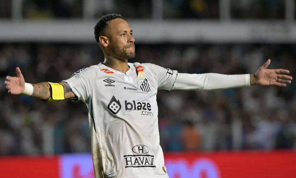 Neymar đang hồi sinh trong màu áo Santos