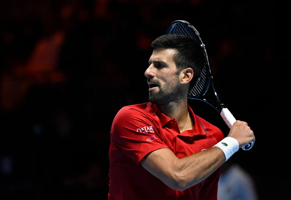 Djokovic rút lui khỏi Paris Masters