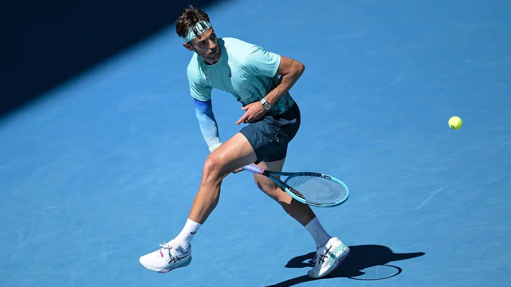 Musetti sẽ đấu với Djokovic