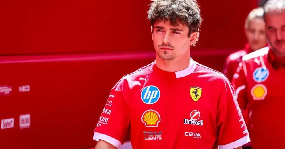 Leclerc trong sắc đỏ truyền thống của Ferrari