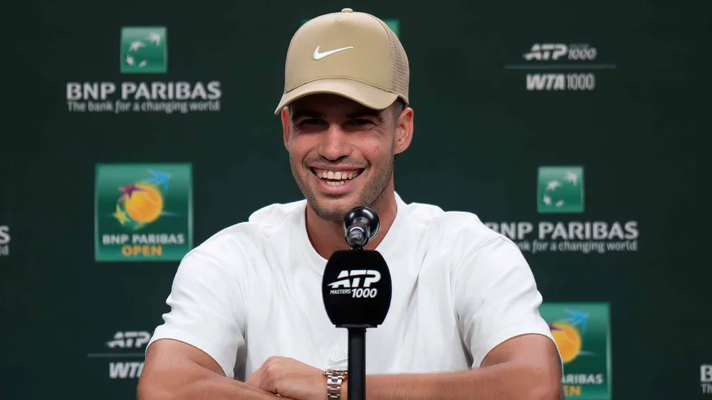 Alcaraz trong buổi họp báo tại Indian Wells 2026