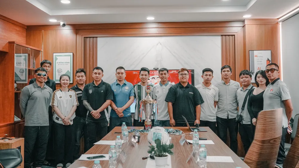 BTC và thành viên các đội bóng