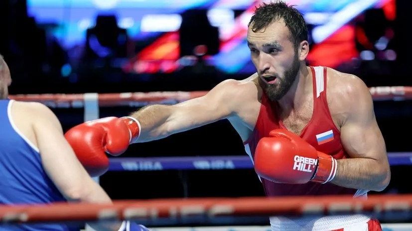 Gadzhimagomedov thượng đài ở Giải vô địch châu Âu (Ảnh: Ria Novosti)