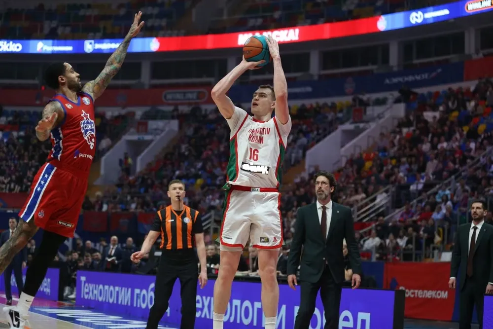 Lokomotiv (áo trắng - Ảnh: TVB United League) thua trận 2