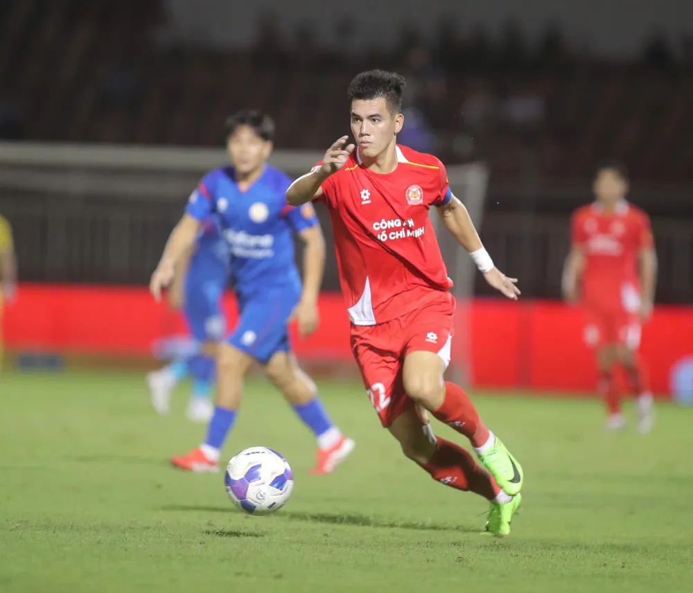 Tiến Linh liên tục ghi bàn ở những vòng cuối của V-League (Ảnh: Dũng Phương)