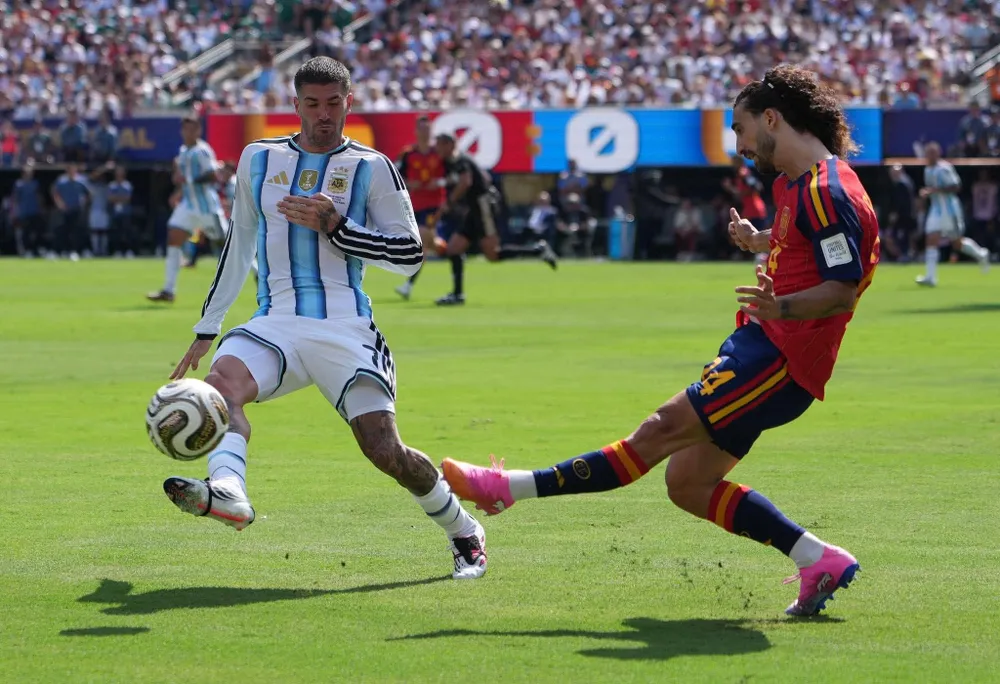 Cucurella trong trận chung kết World Cup 2026 (Ảnh: THX)