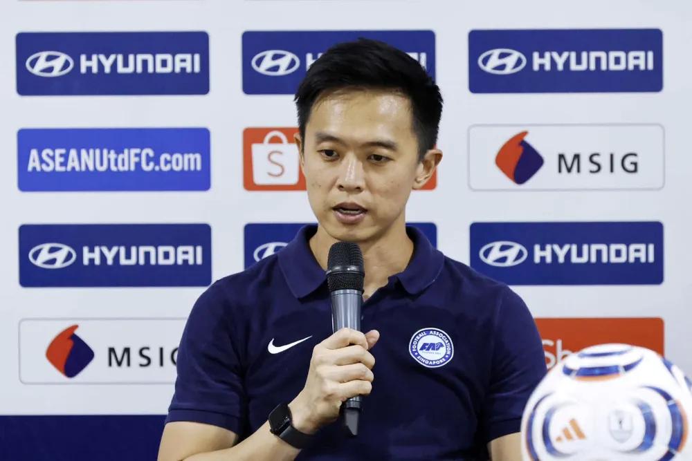 HLV Gavin Lee (Ảnh: Nhật Anh)