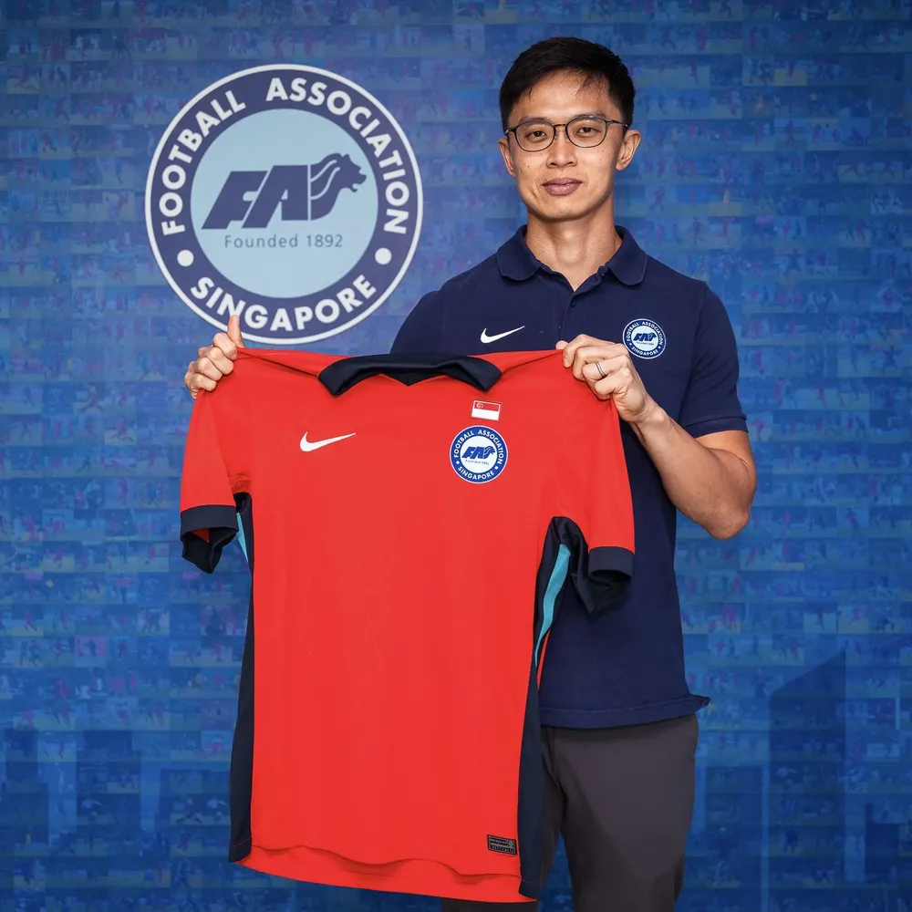 HLV Gavin Lee đang làm rất tốt với tuyển Singapore (Ảnh: FAS)