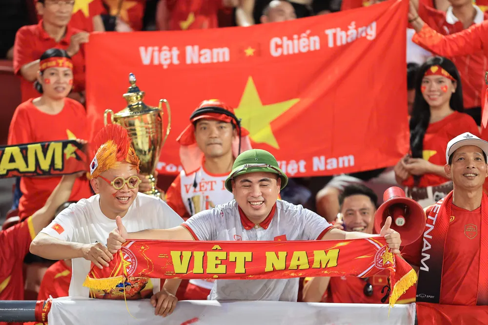 VN 12.jpg