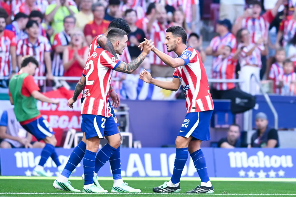 Atletico thắng 10 cầu thủ Real 2-1 (Ảnh: THX)
