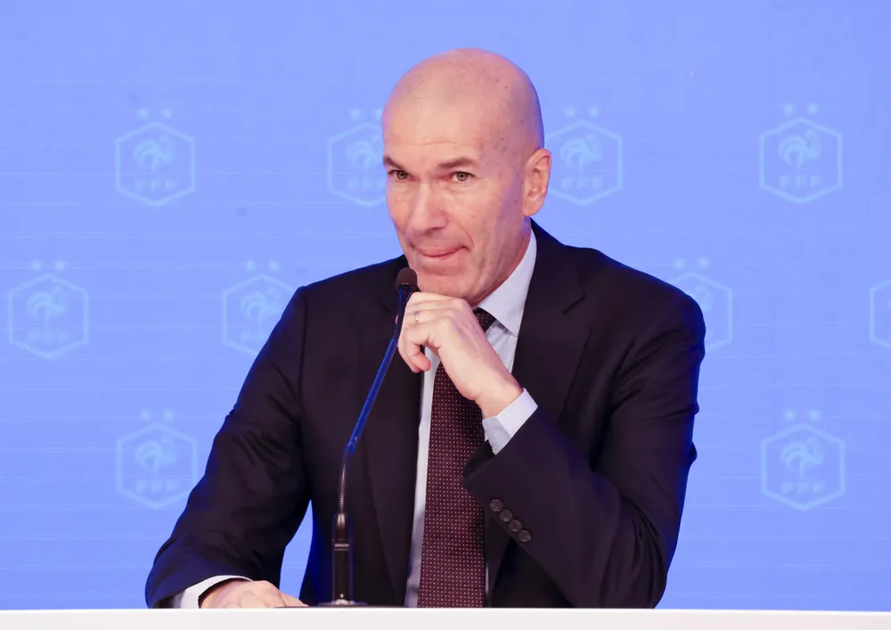 Zidane trong lần ra mắt tuyển Pháp sau World Cup 2026 (Ảnh: THX)