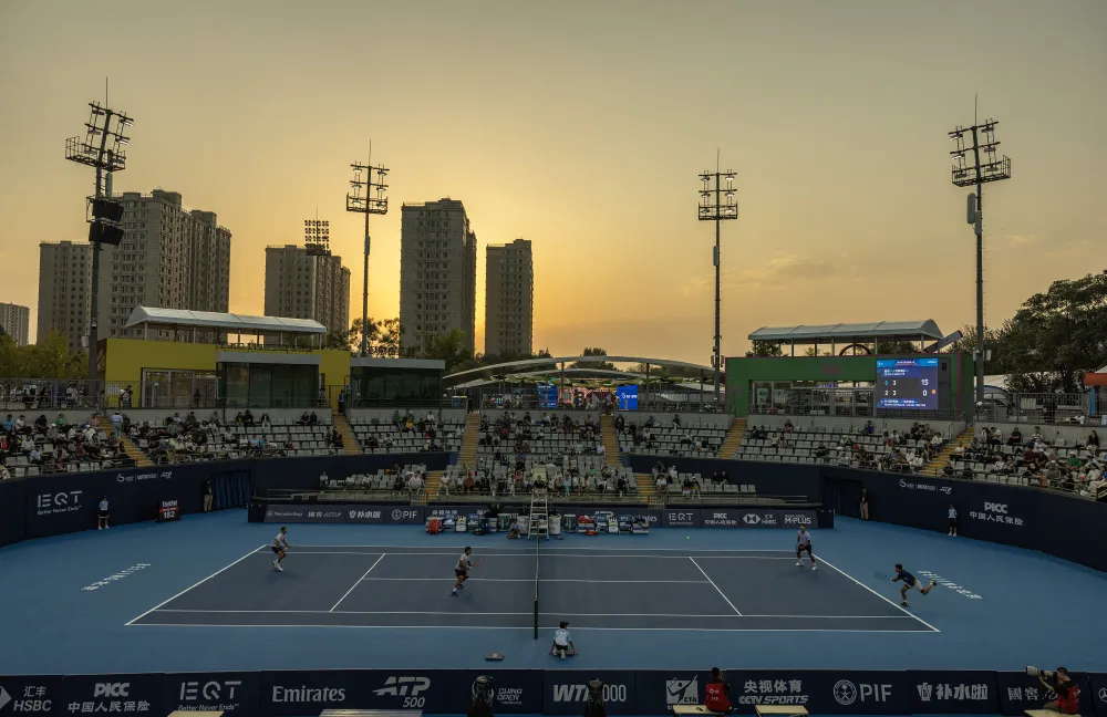 Nhiều khán giả Trung Quốc theo dõi và ủng hộ các tay vợt chủ nhà ở China Open (Ảnh: THX)