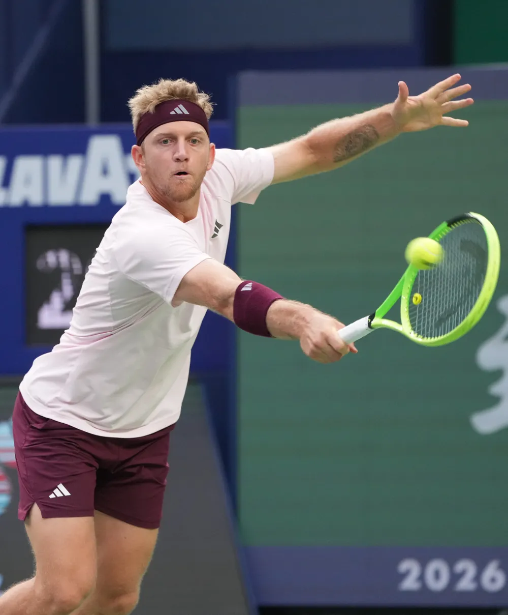 Davidovich Fokina lọt vào chung kết Shanghai Masters (Ảnh: THX)