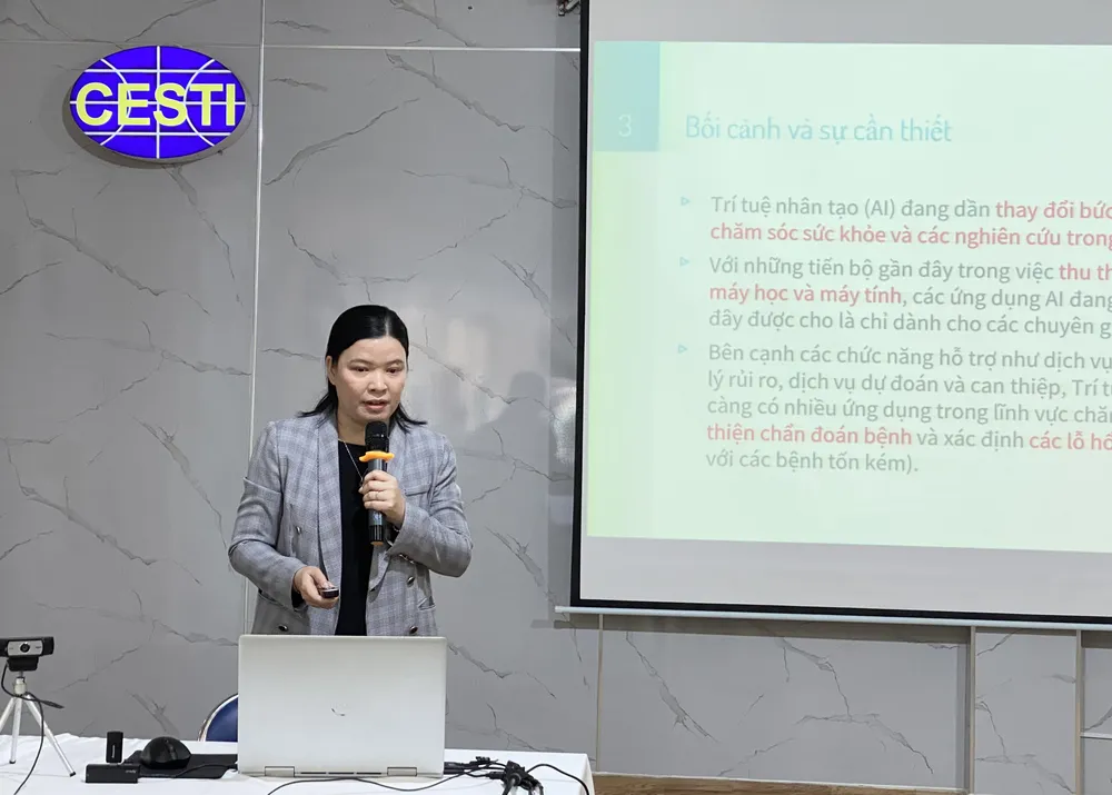 PGS-TS Phạm Thị Thu Hiền, Khoa Kỹ thuật Y sinh - Trường Đại học Quốc tế - Đại học Quốc gia TPHCM phát biểu tại hội thảo